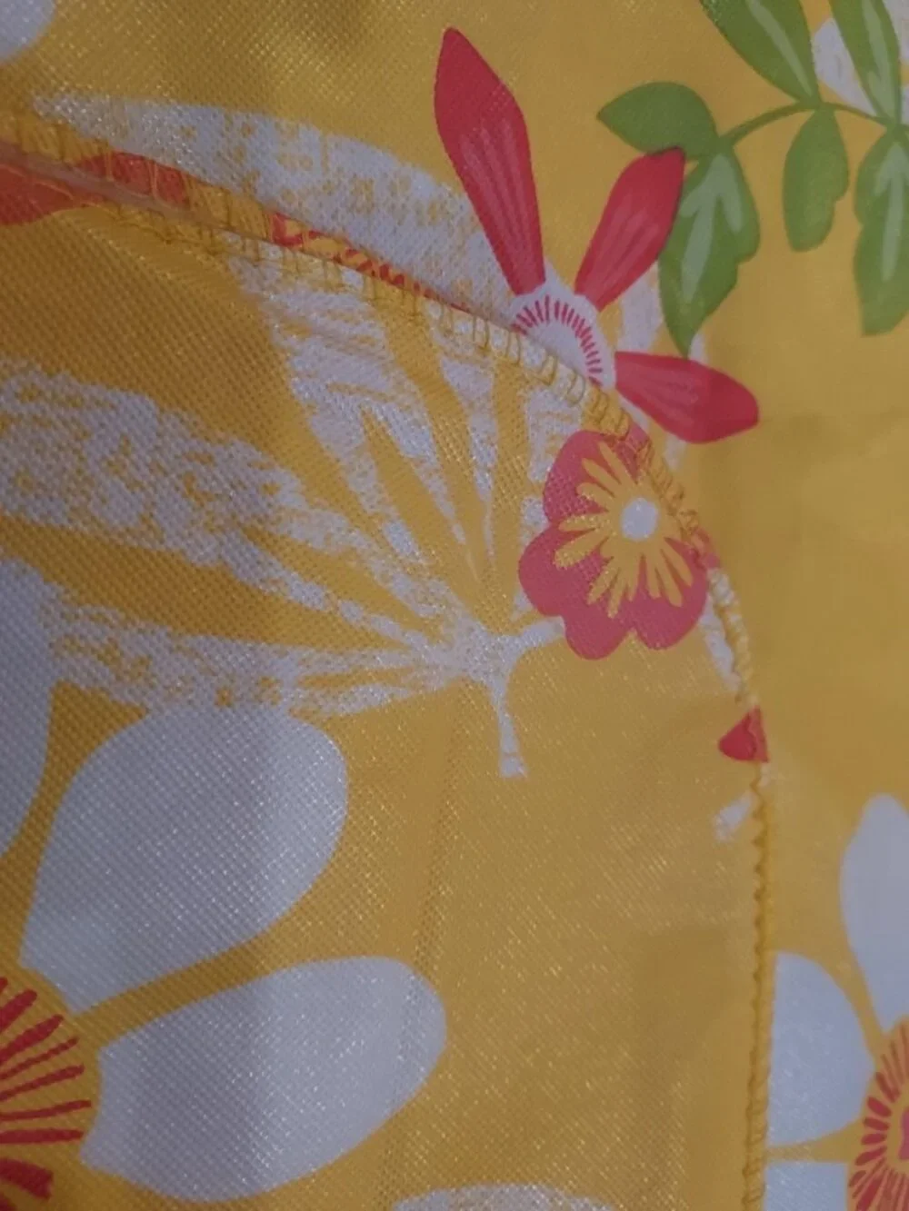 Vinyl Table Cover Vintage 1970s Picnic Flannel Backed 52